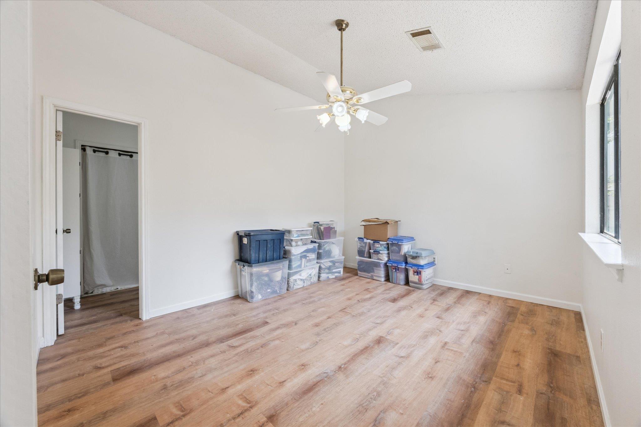 12809 Widge Dr, Austin, TX 78727