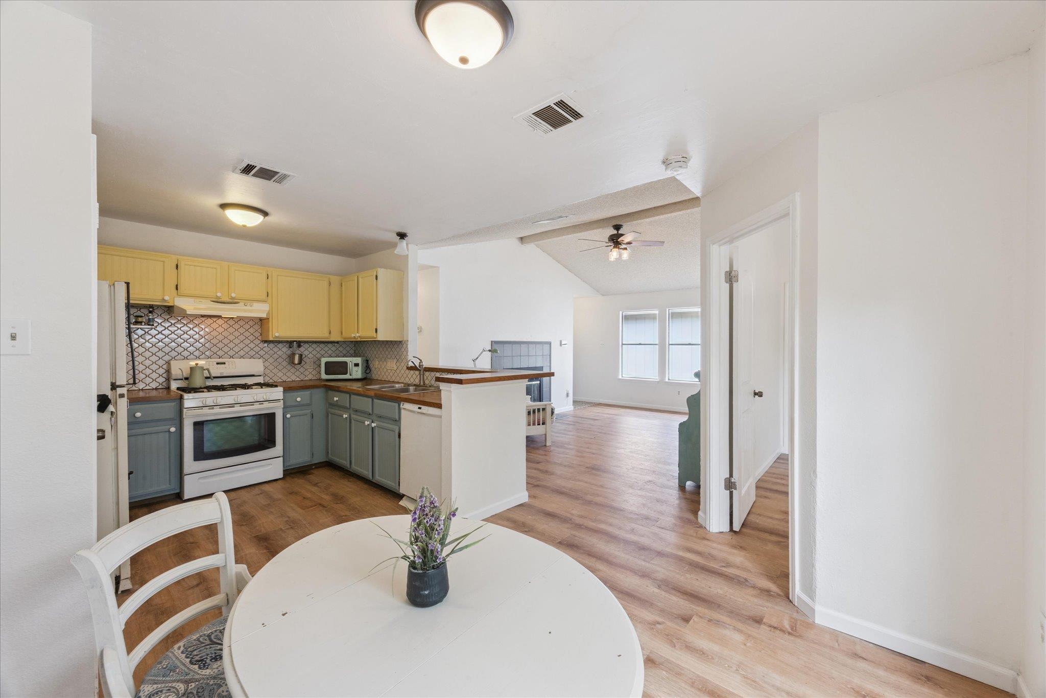 12809 Widge Dr, Austin, TX 78727