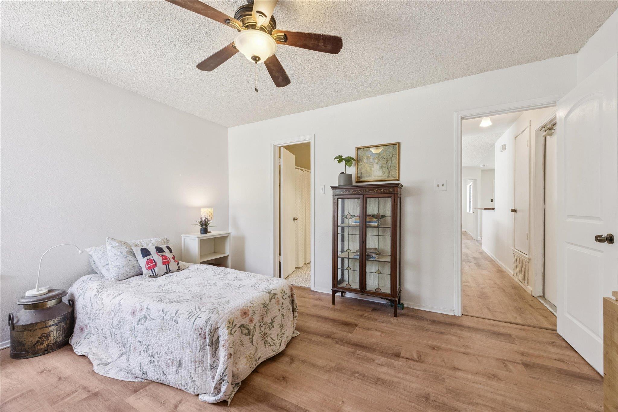 12809 Widge Dr, Austin, TX 78727