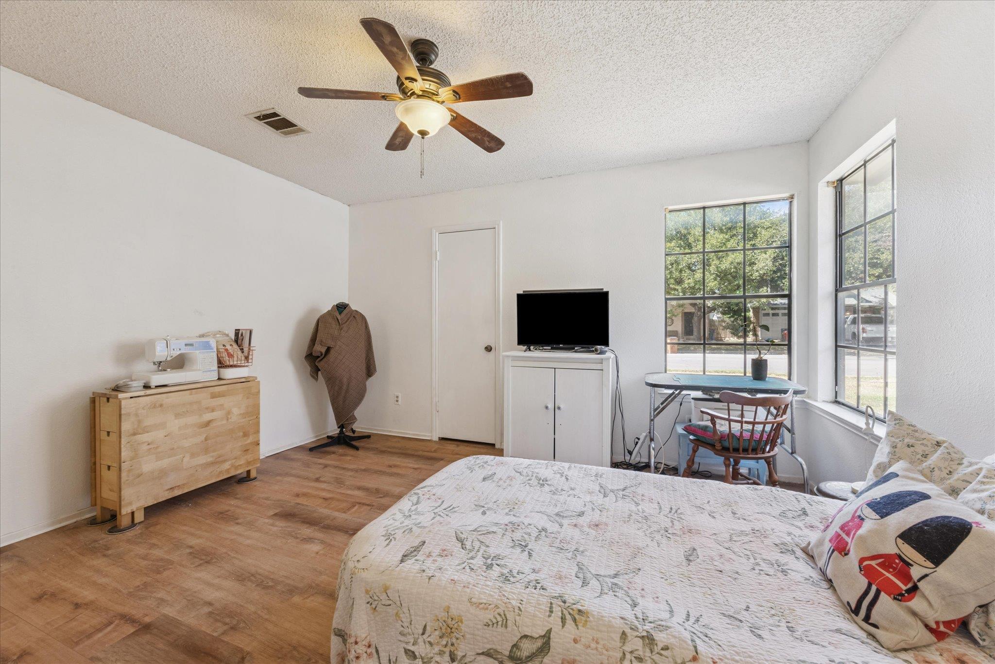 12809 Widge Dr, Austin, TX 78727