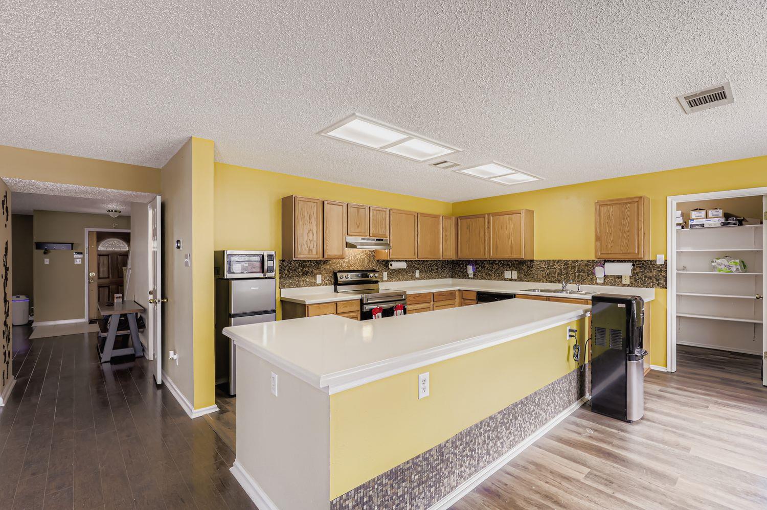 1017 Silverstone Ln, Cedar Park, TX 78613