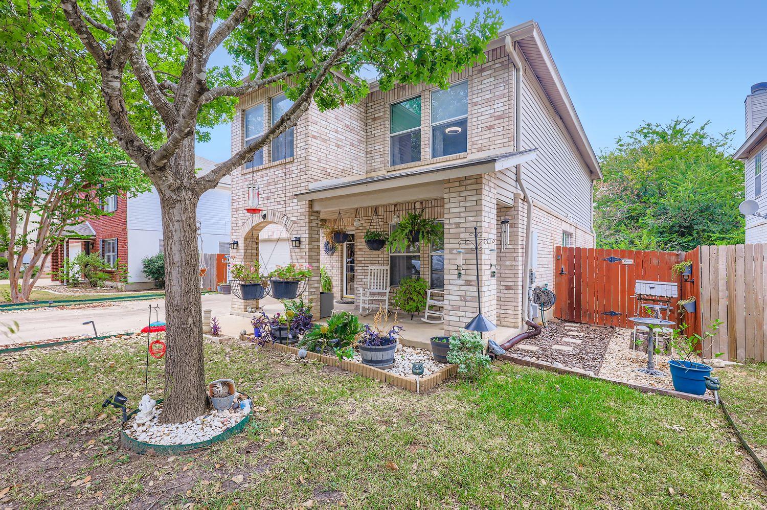 1017 Silverstone Ln, Cedar Park, TX 78613