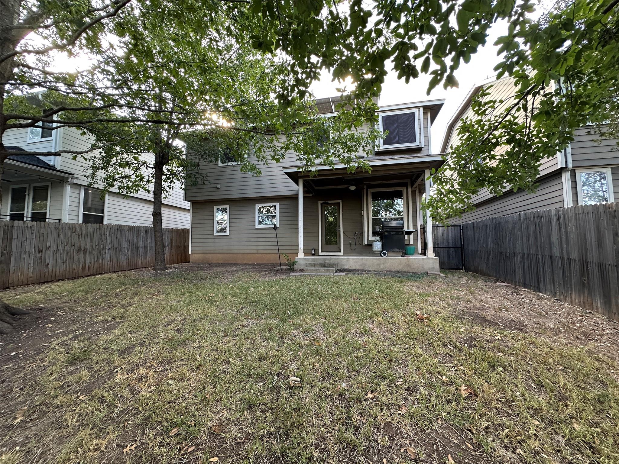 10214 Maydelle Dr, Austin, TX 78748