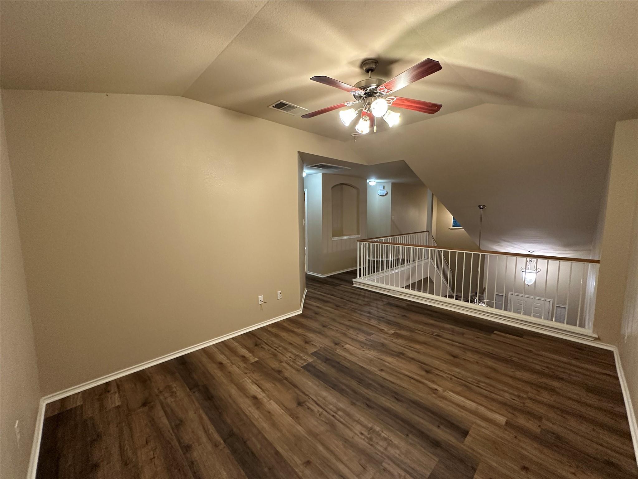 10214 Maydelle Dr, Austin, TX 78748