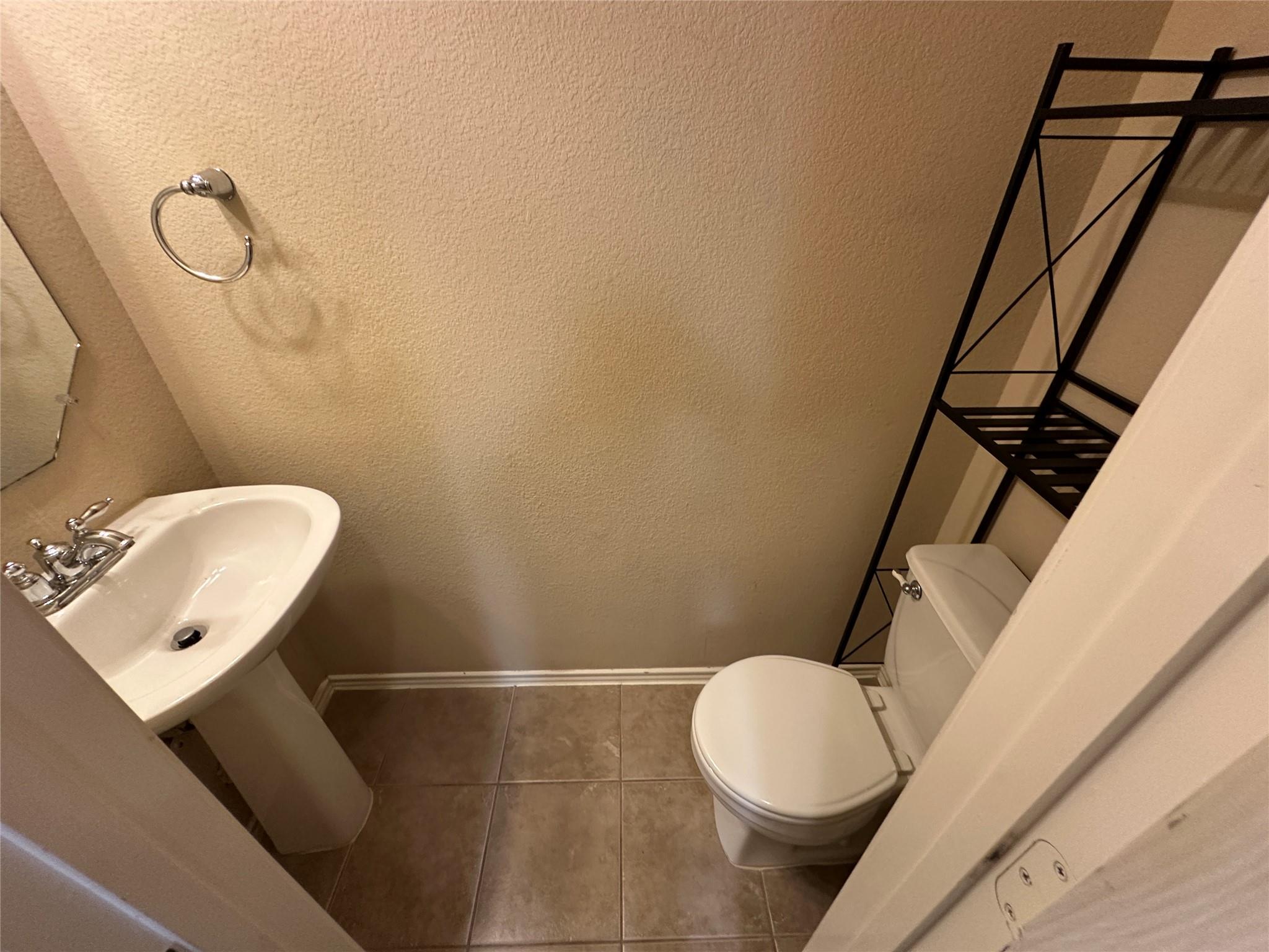 10214 Maydelle Dr, Austin, TX 78748