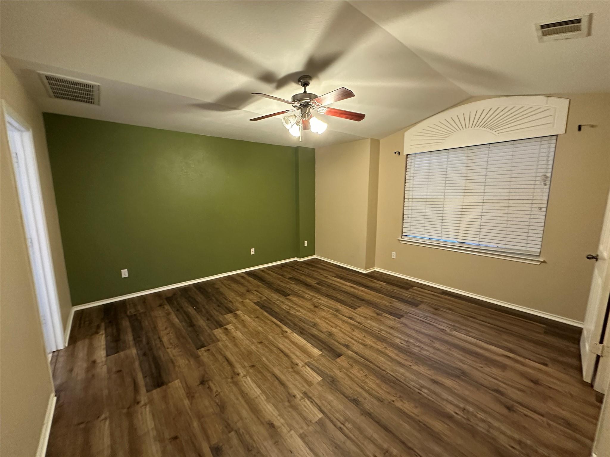 10214 Maydelle Dr, Austin, TX 78748