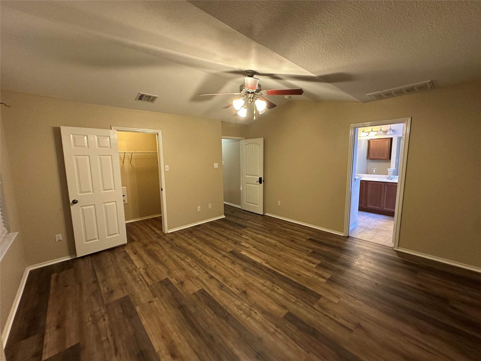 10214 Maydelle Dr, Austin, TX 78748