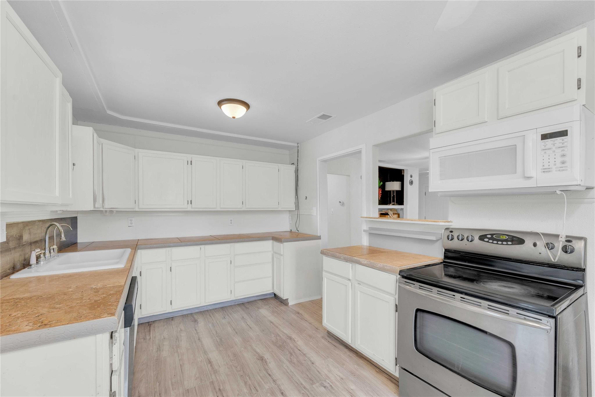 20235 Engelmann Ln, Manor, TX 78653