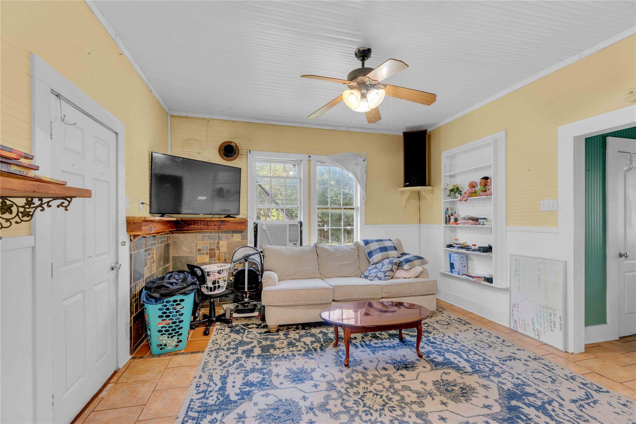 20235 Engelmann Ln, Manor, TX 78653