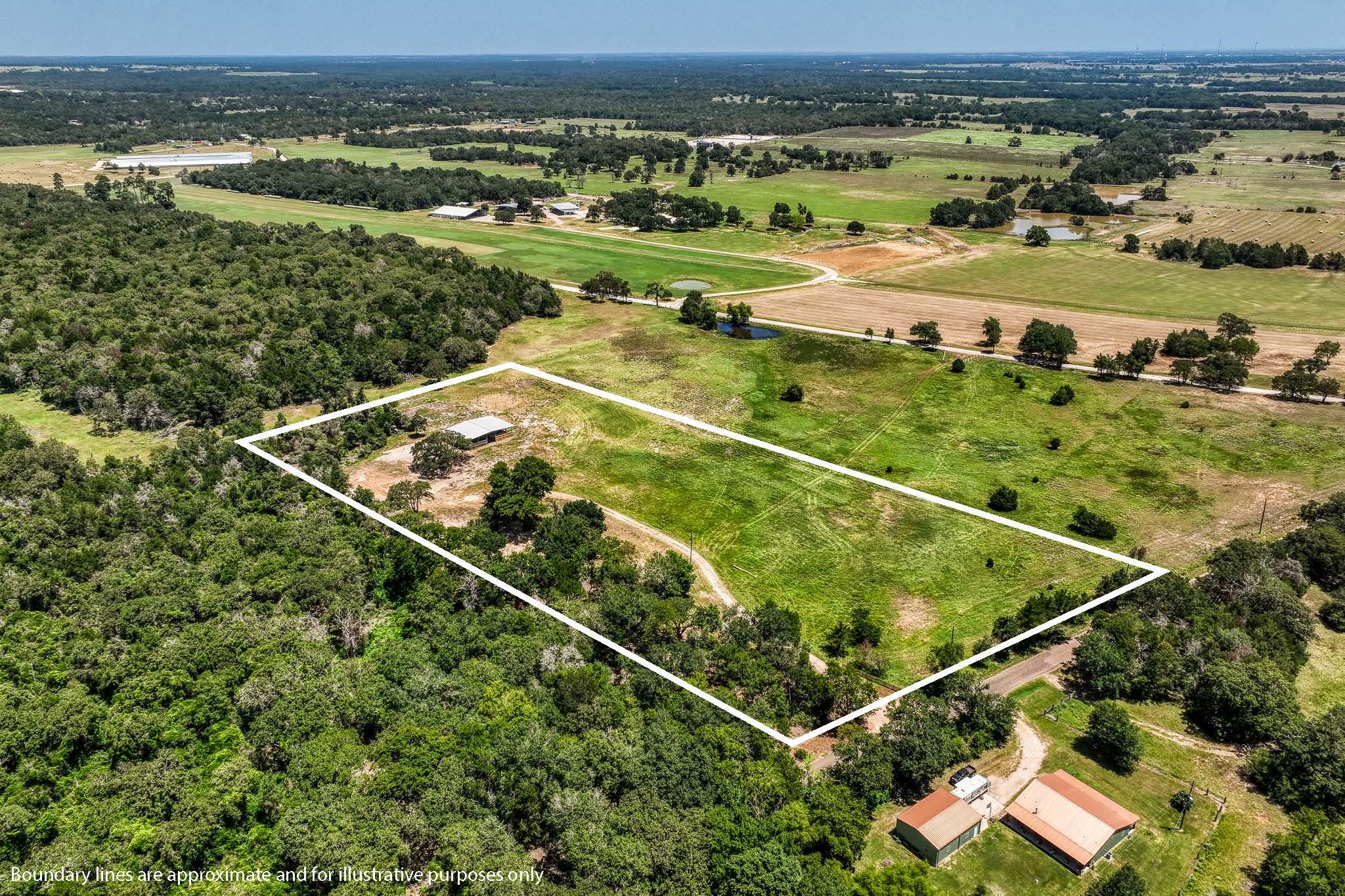 1922 County Road 324, Caldwell, TX 77836