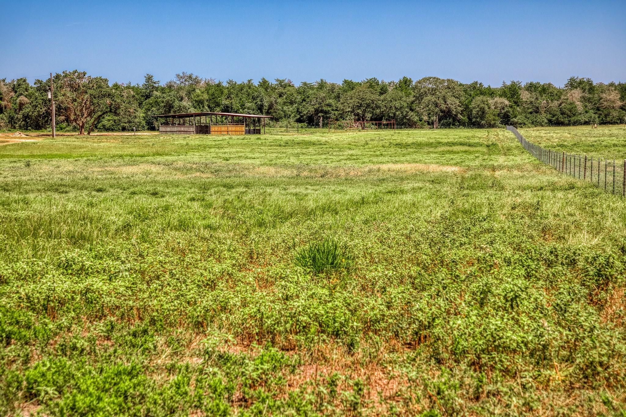 1922 County Road 324, Caldwell, TX 77836