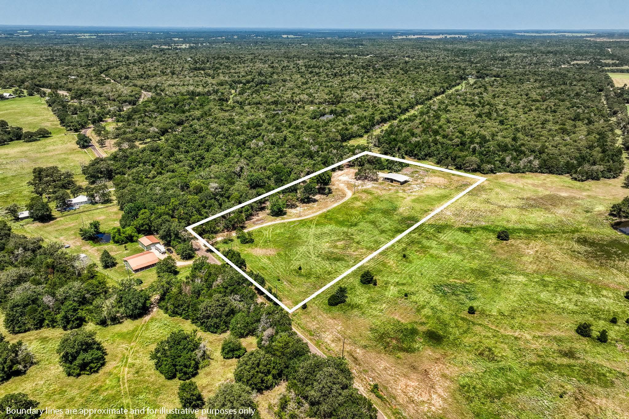 1922 County Road 324, Caldwell, TX 77836