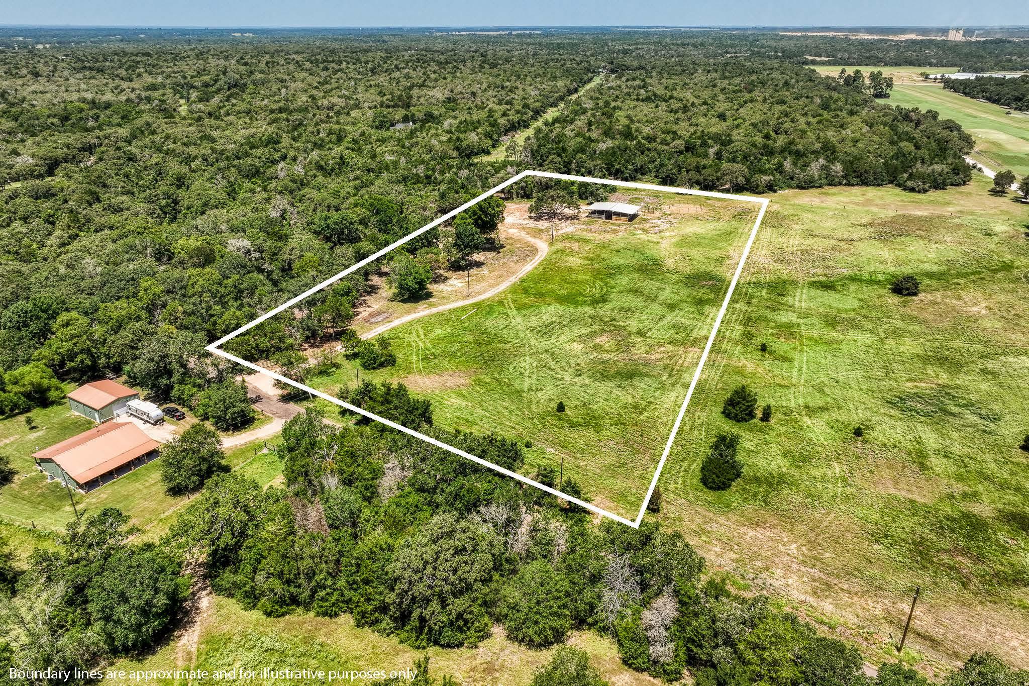 1922 County Road 324, Caldwell, TX 77836