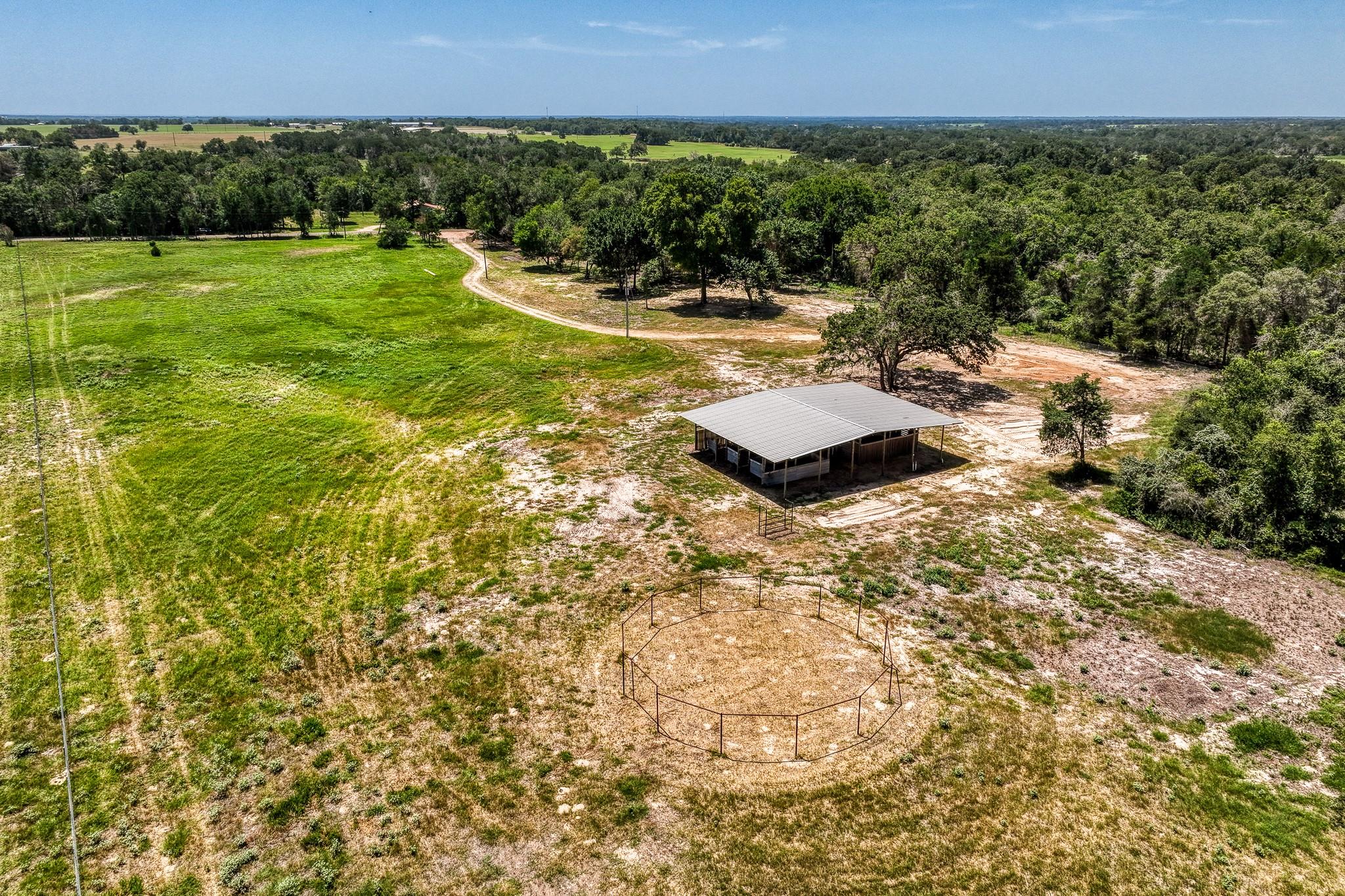1922 County Road 324, Caldwell, TX 77836