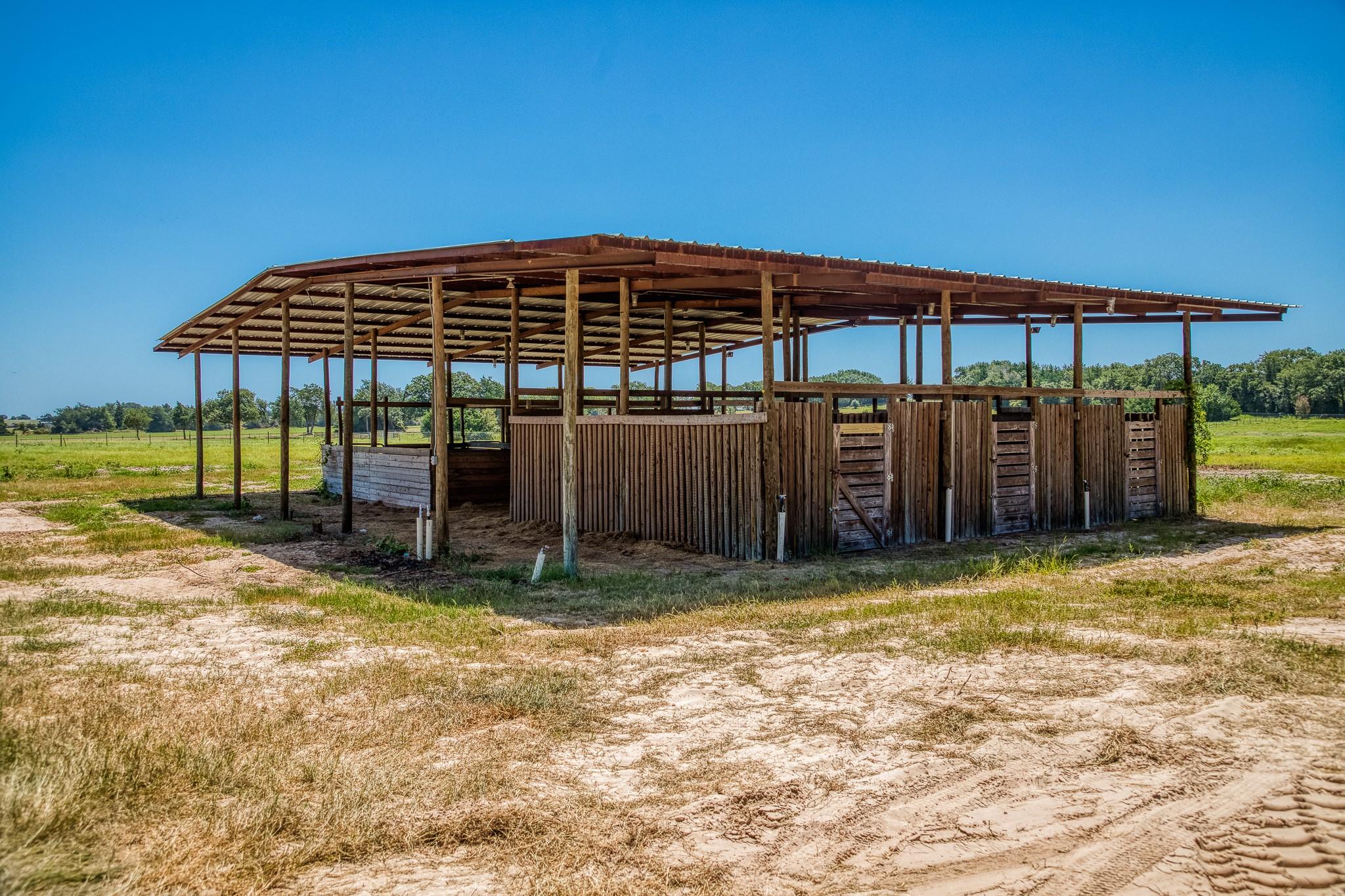 1922 County Road 324, Caldwell, TX 77836