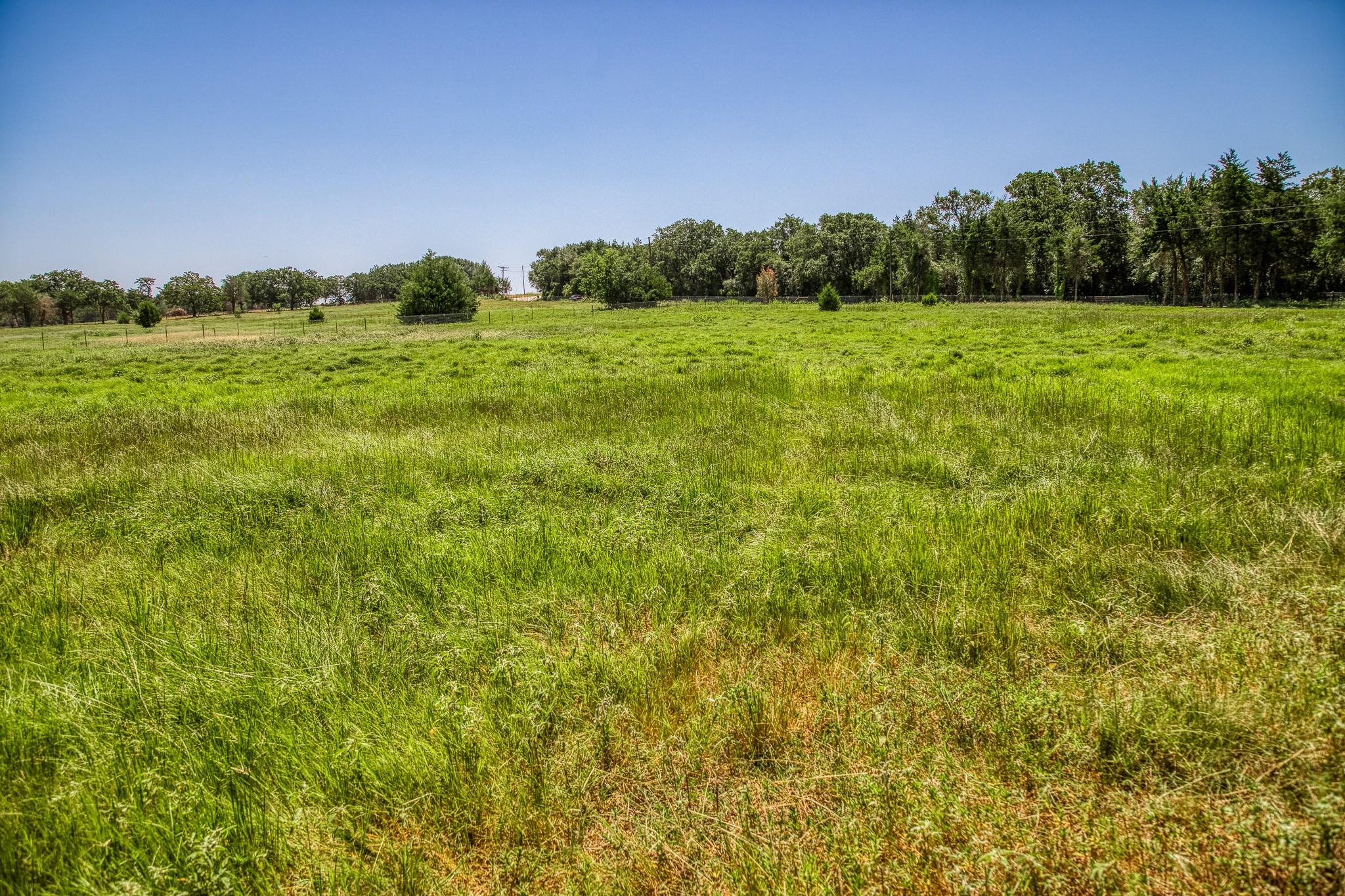 1922 County Road 324, Caldwell, TX 77836