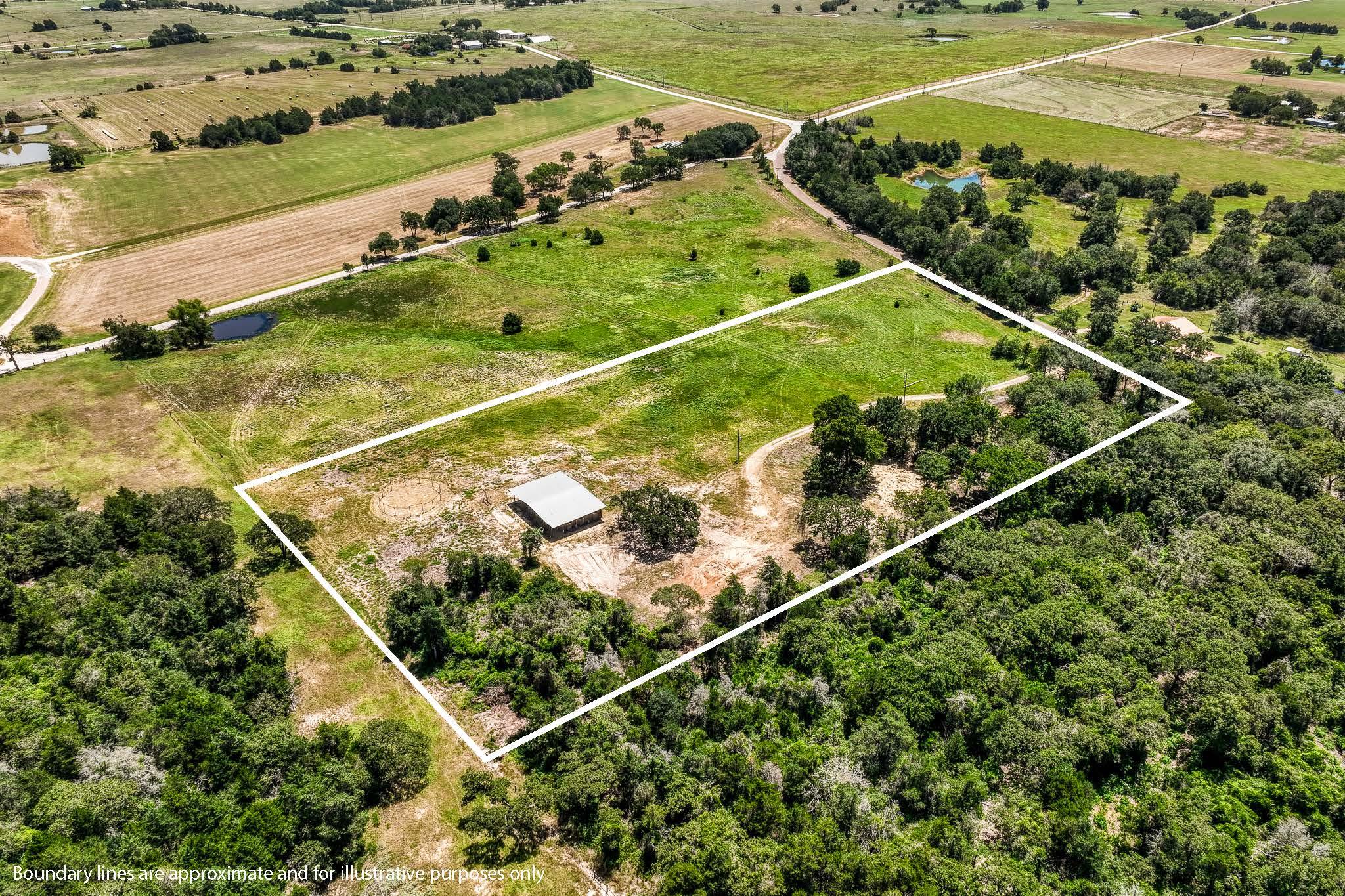 1922 County Road 324, Caldwell, TX 77836