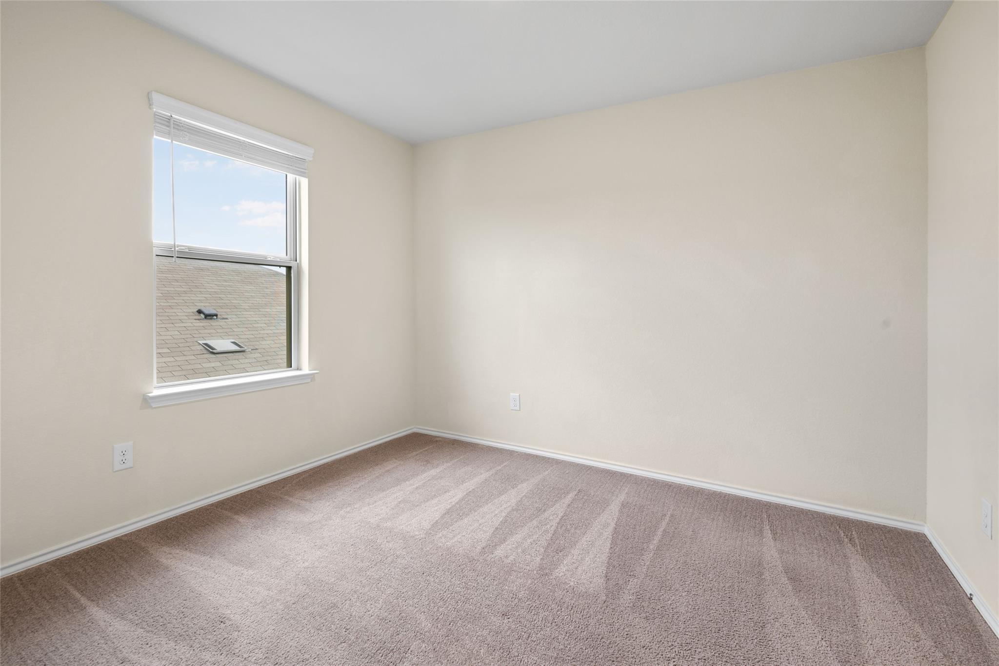 457 Bedford Falls Ln, Jarrell, TX 76537