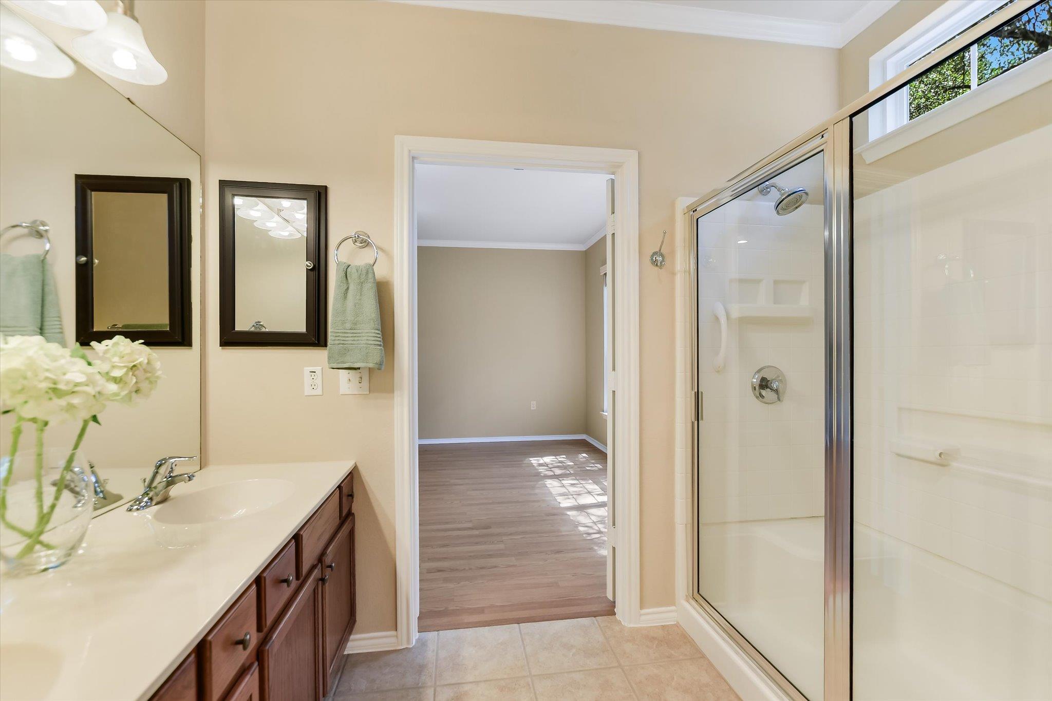 308 Summer Rd, Georgetown, TX 78633