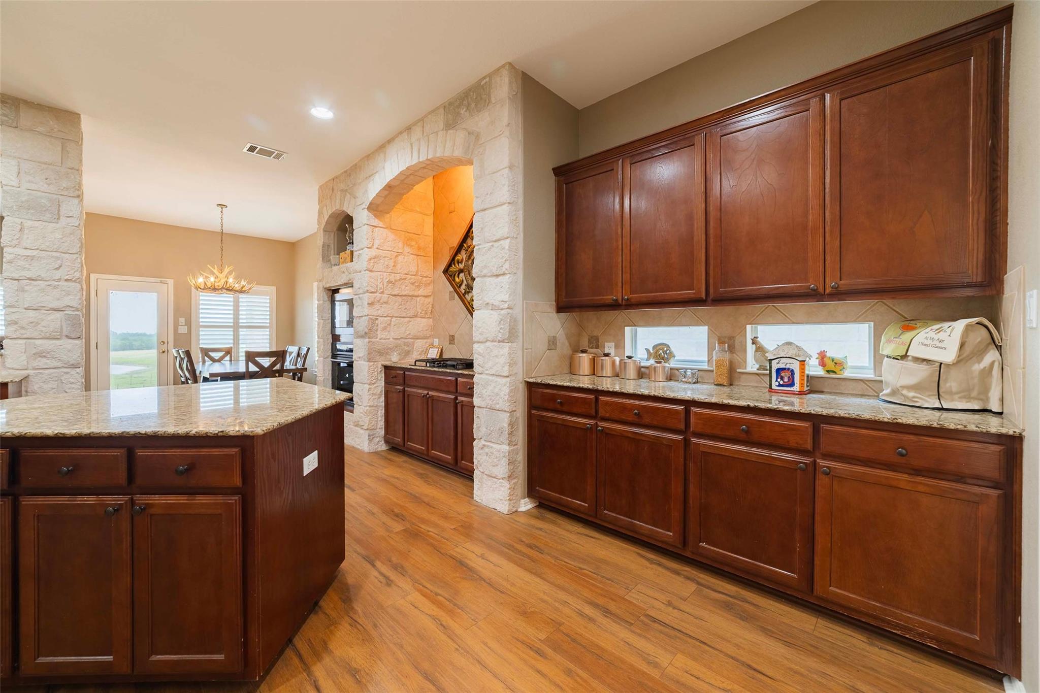 20145 Janak Rd, Coupland, TX 78615