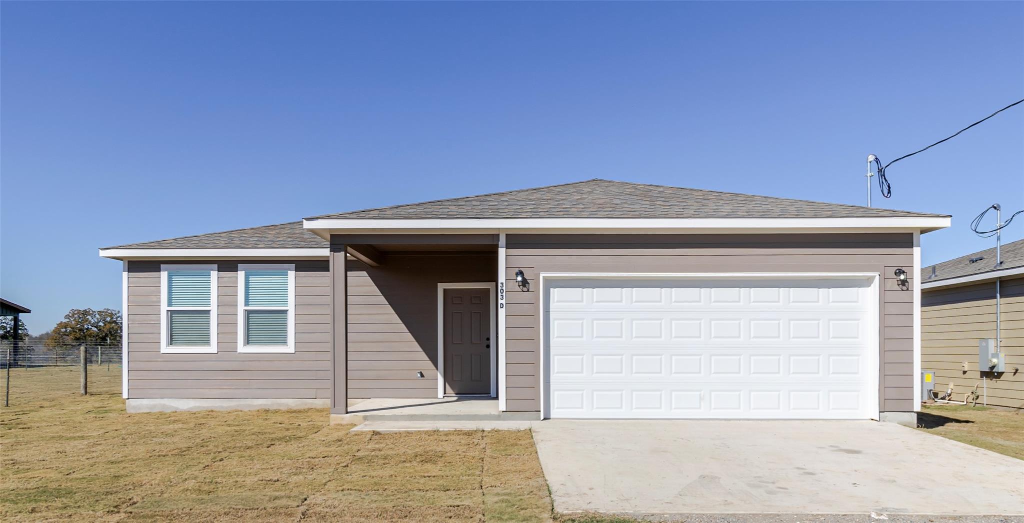 303 Bobs Trl, Bastrop, TX 78602