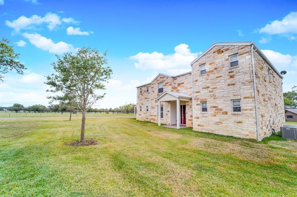 303 Bobs Trl, Bastrop, TX 78602