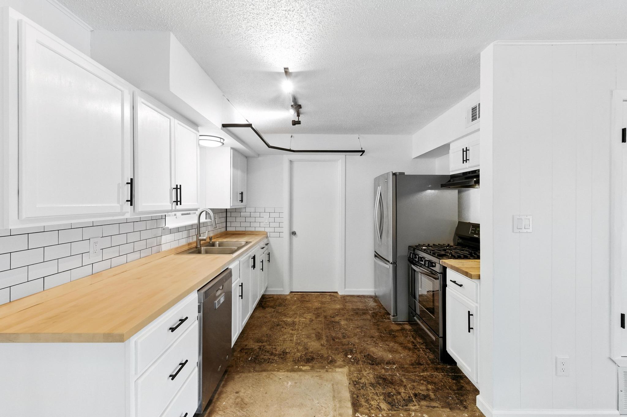 2200 Cadiz Cir, Austin, TX 78741