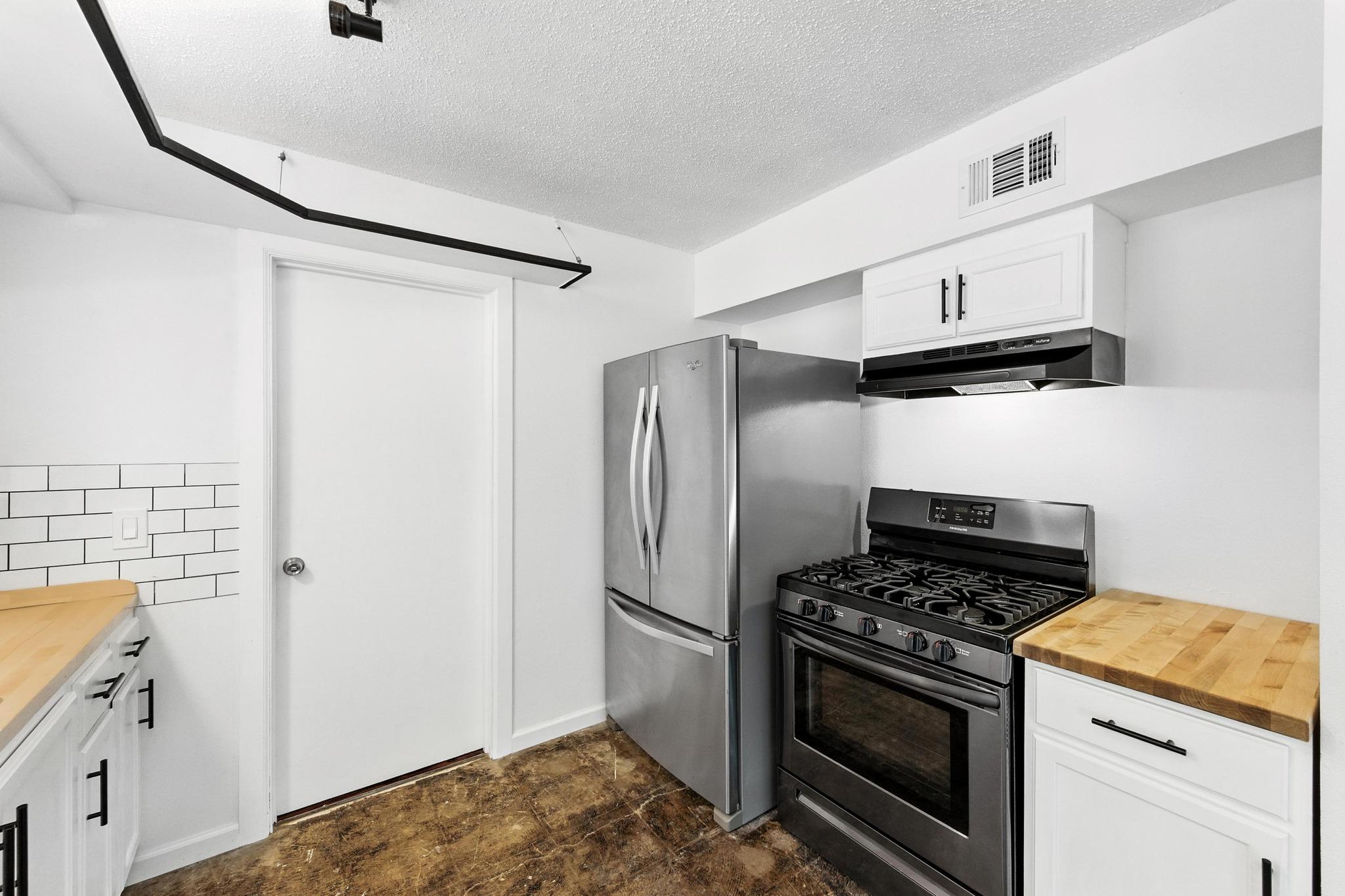 2200 Cadiz Cir, Austin, TX 78741