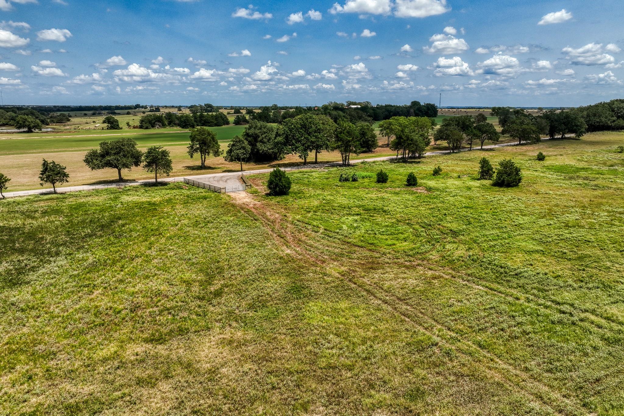 1431 County Road 112, Caldwell, TX 77836