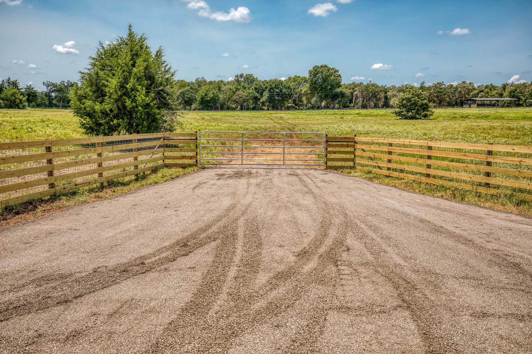 1431 County Road 112, Caldwell, TX 77836