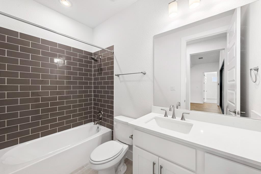 3332 Emerald Lake Path, Georgetown, TX 78628