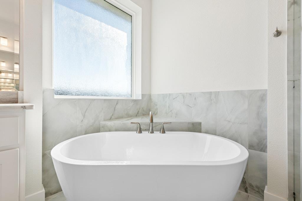 3332 Emerald Lake Path, Georgetown, TX 78628