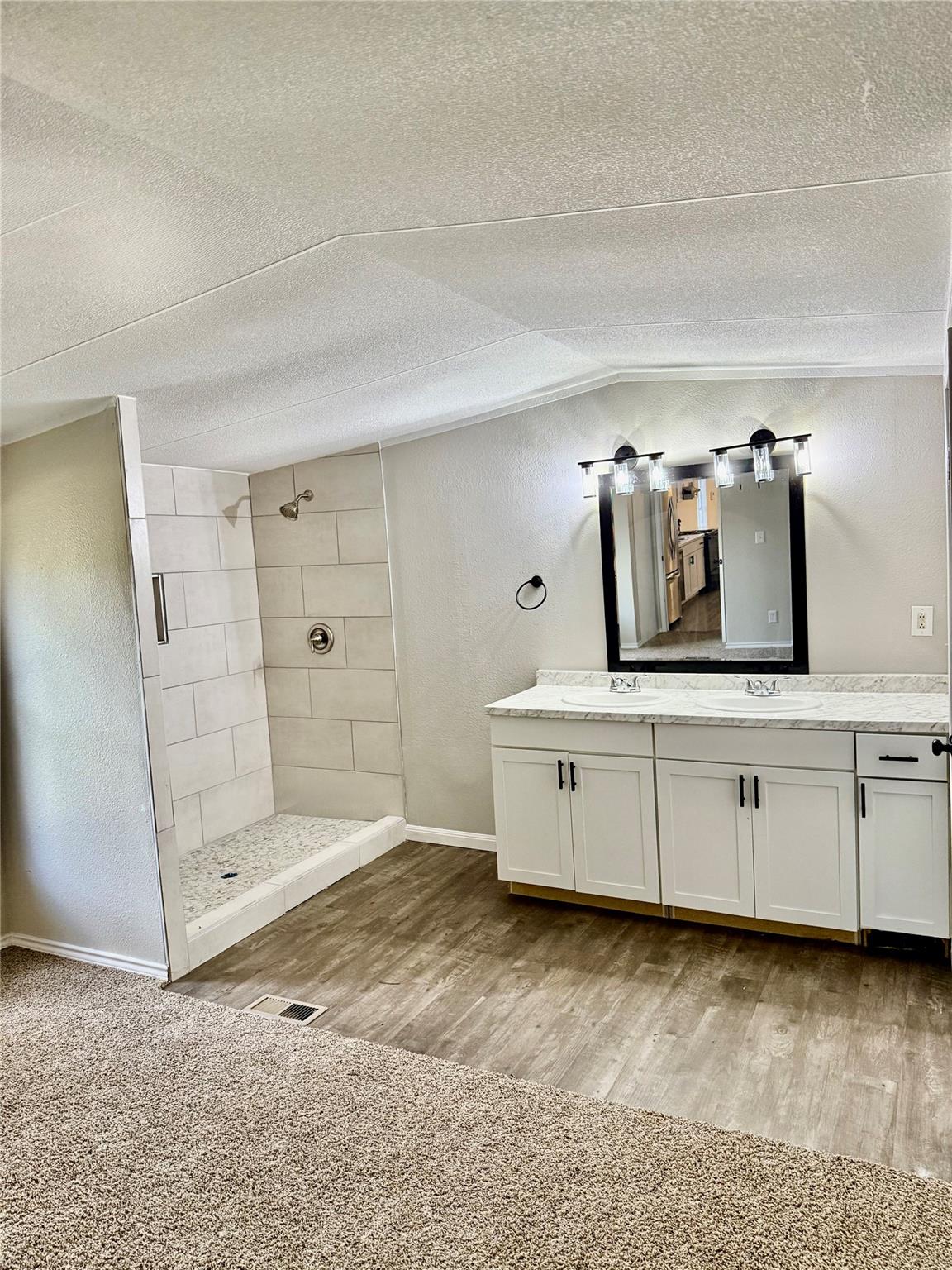 750 Oak Mdws, San Marcos, TX 78666