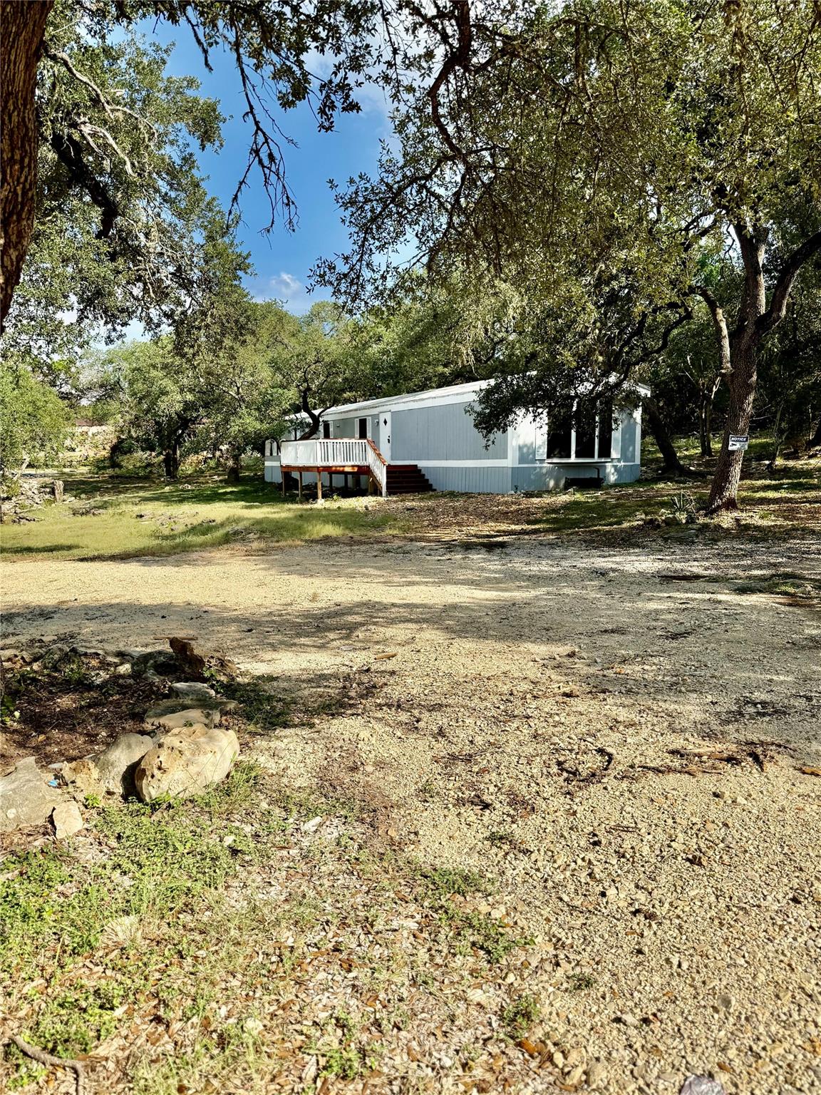 750 Oak Mdws, San Marcos, TX 78666