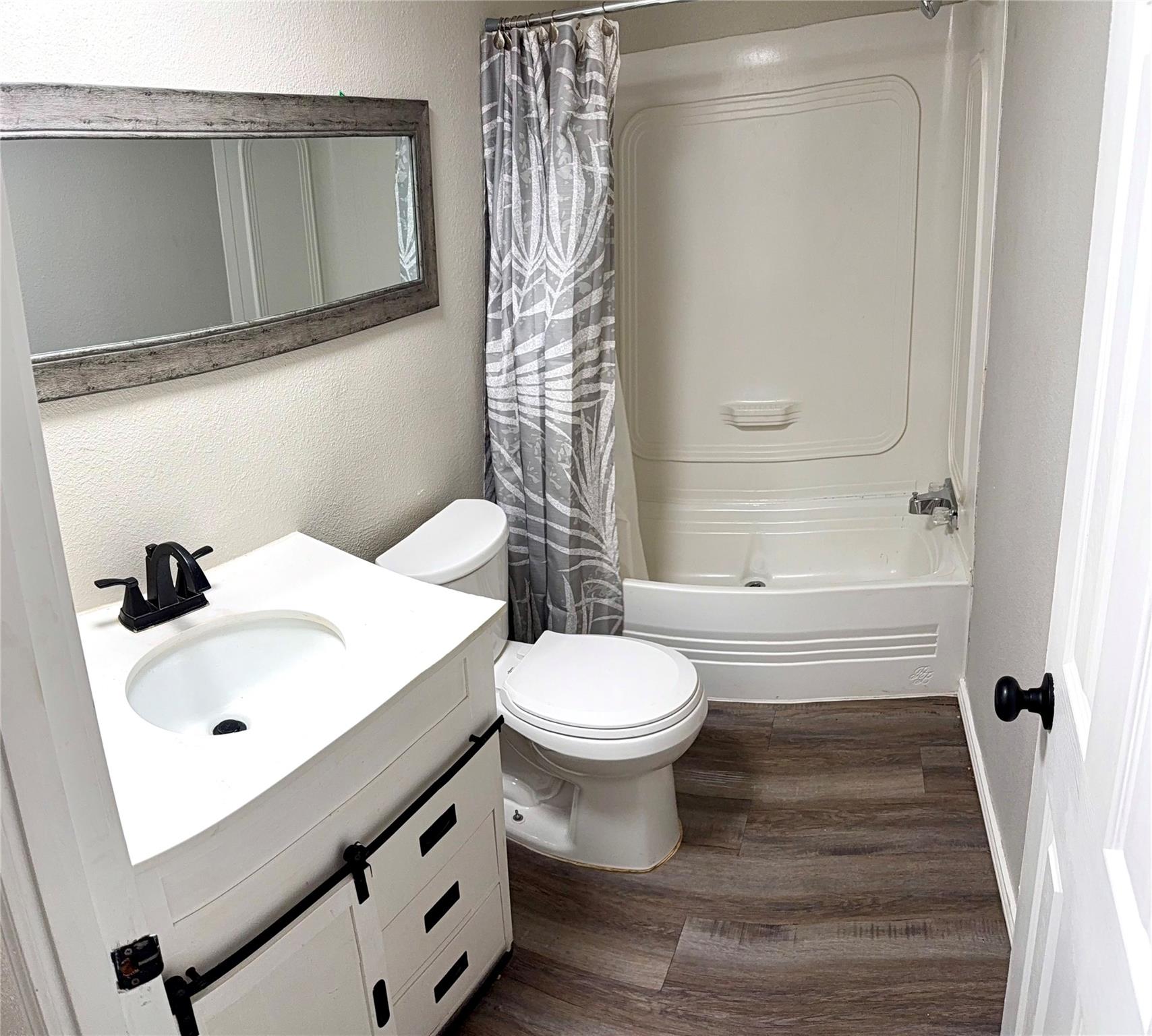 750 Oak Mdws, San Marcos, TX 78666