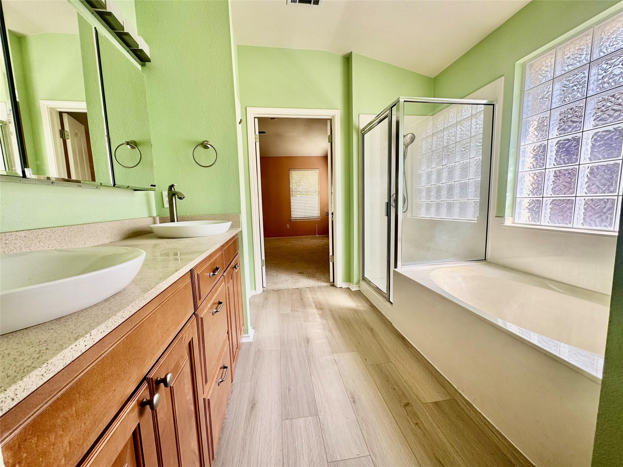 13367 Amasia Dr, Austin, TX 78729