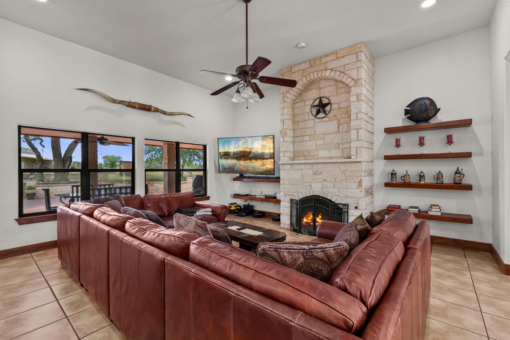 1300 Park Road 4 S, Burnet, TX 78611