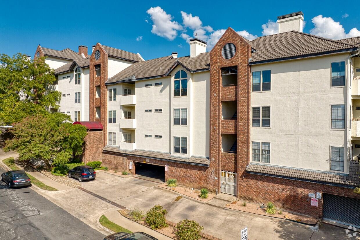 3001 Cedar St # A-214, Austin, TX 78705