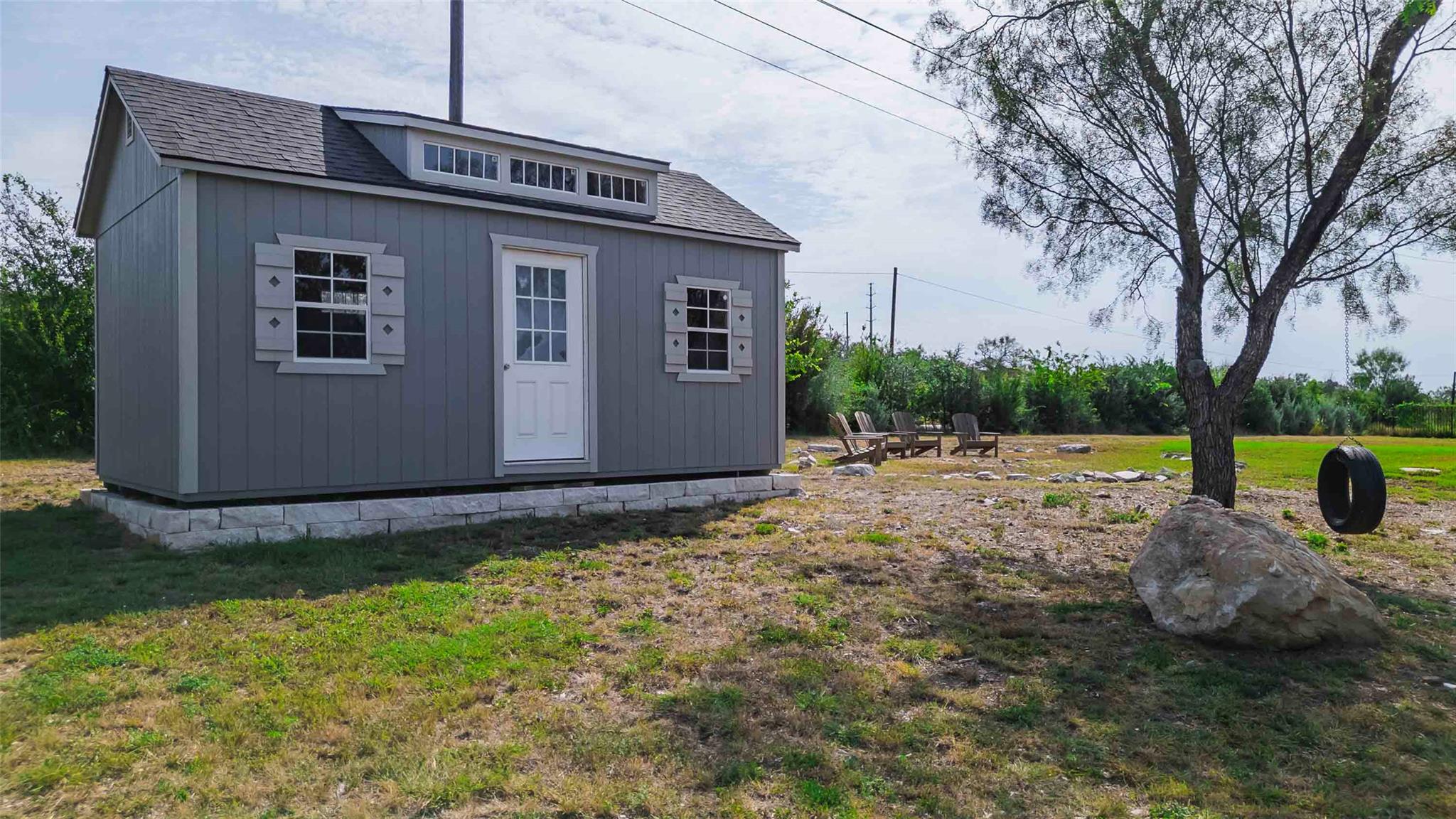 104 Lazy Oak Pl, Spicewood, TX 78669