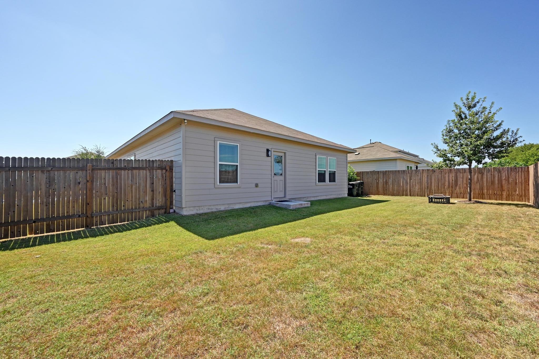 352 Westminster Dr, Kyle, TX 78640