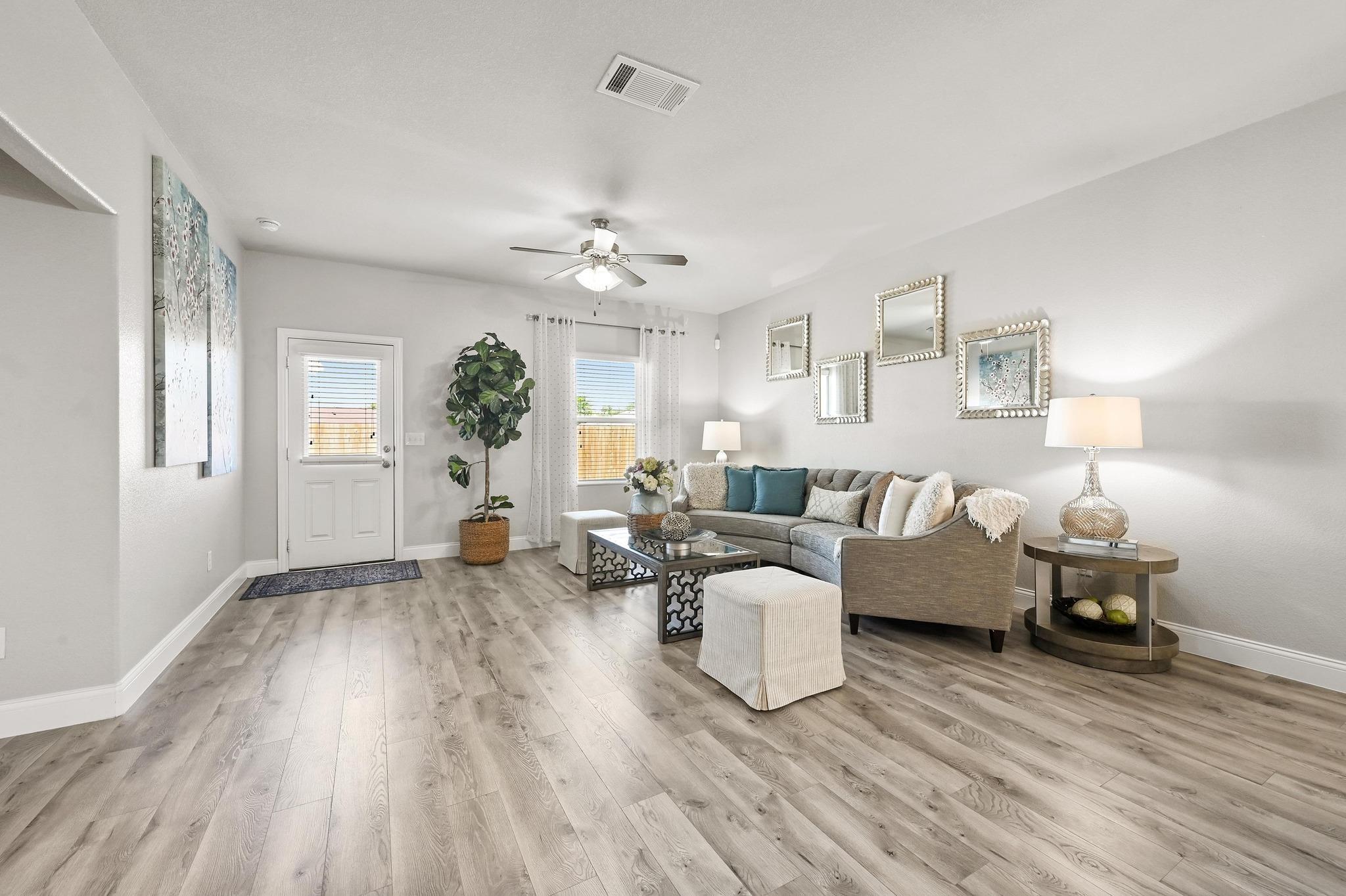 352 Westminster Dr, Kyle, TX 78640