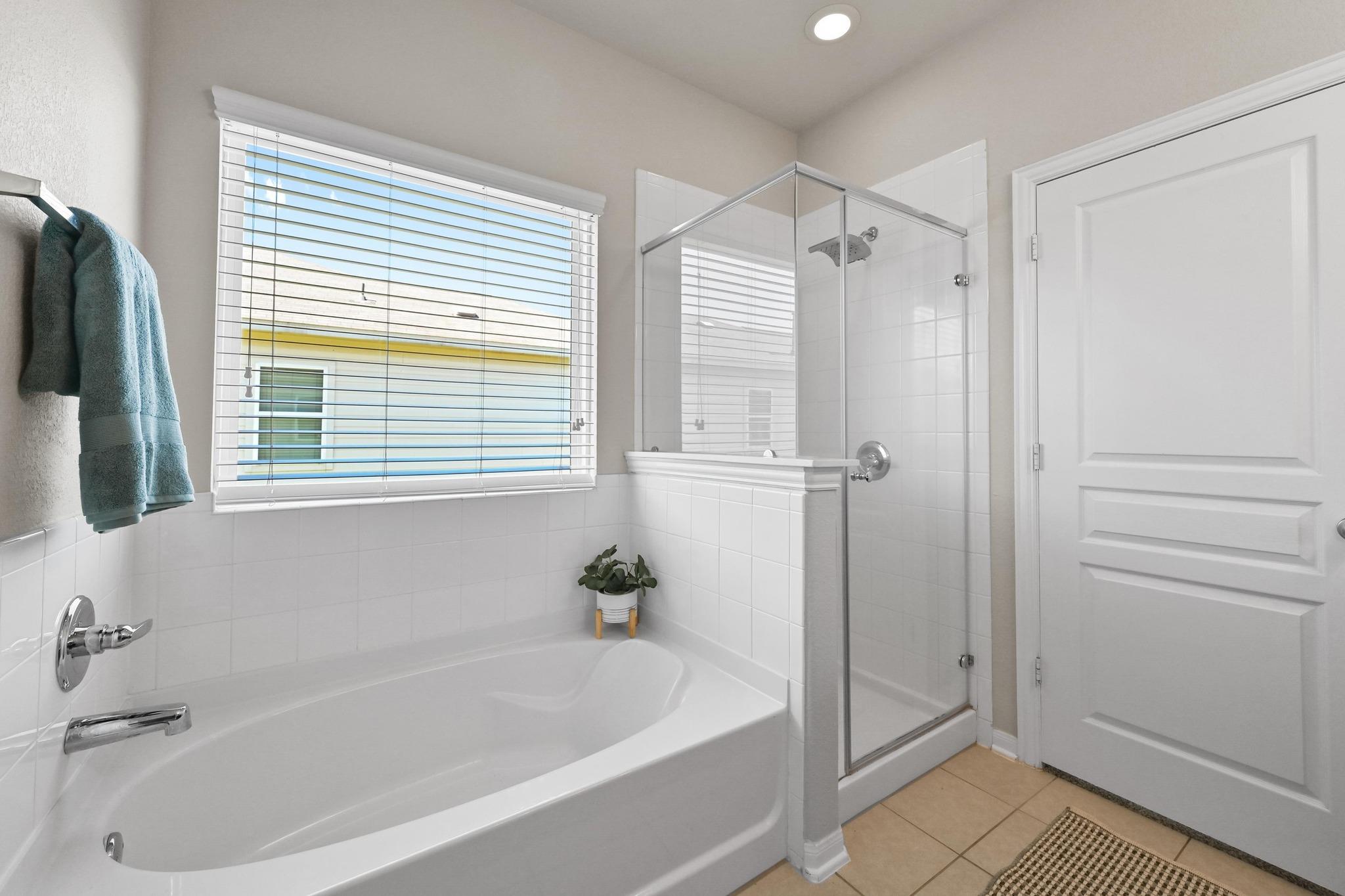 352 Westminster Dr, Kyle, TX 78640