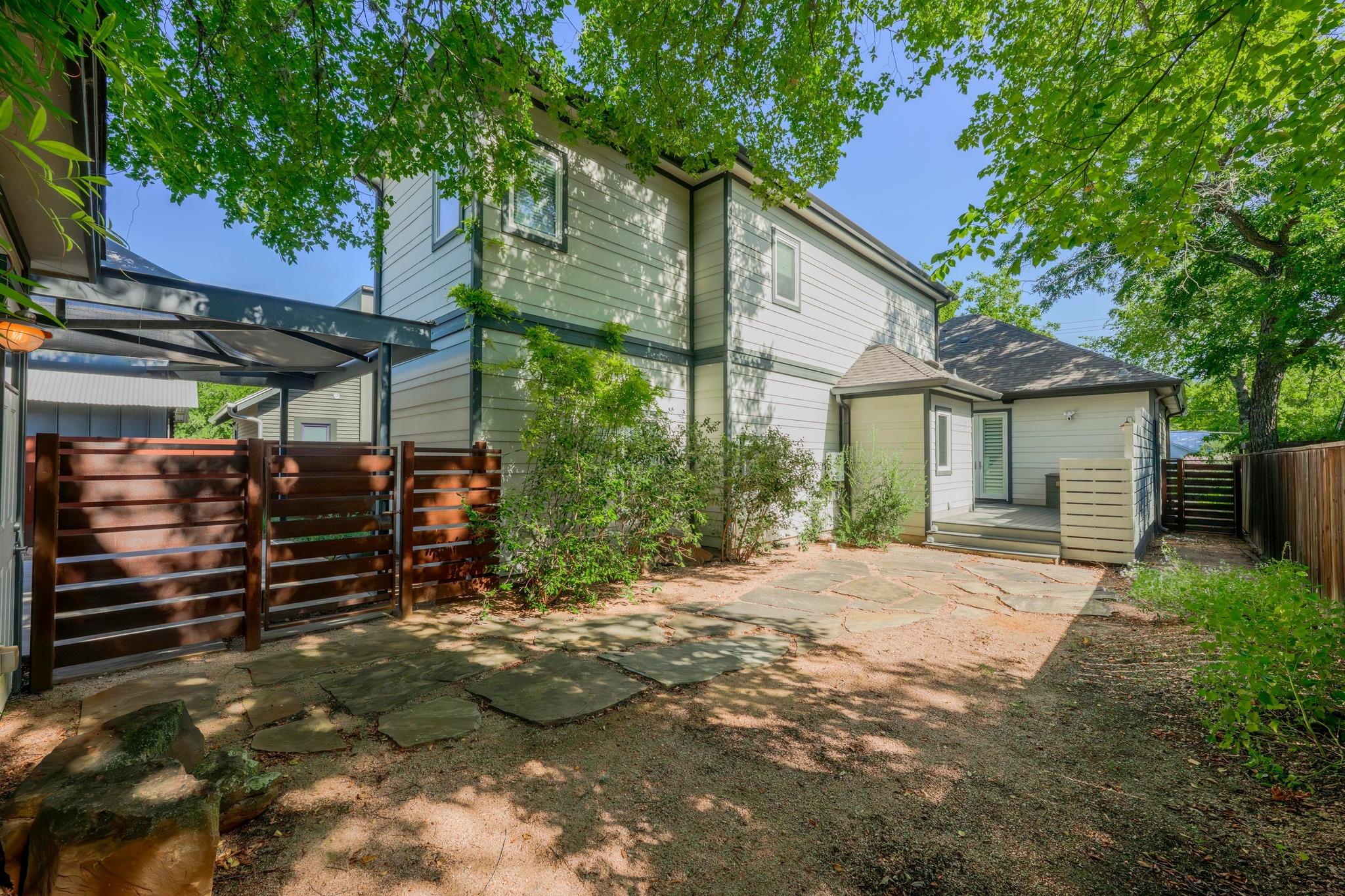 815 W Gibson St, Austin, TX 78704