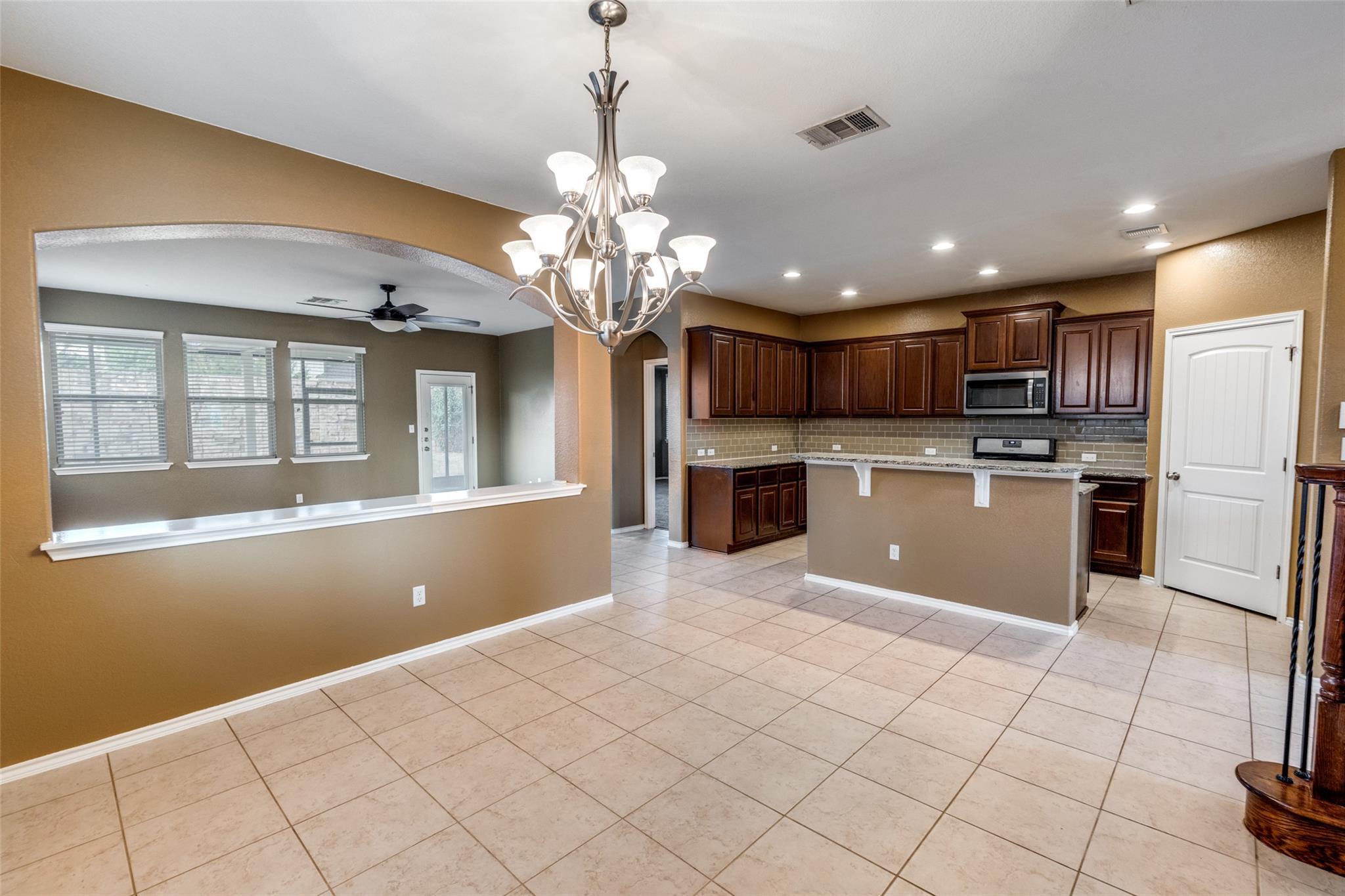305 Leather Oak Loop, San Marcos, TX 78666