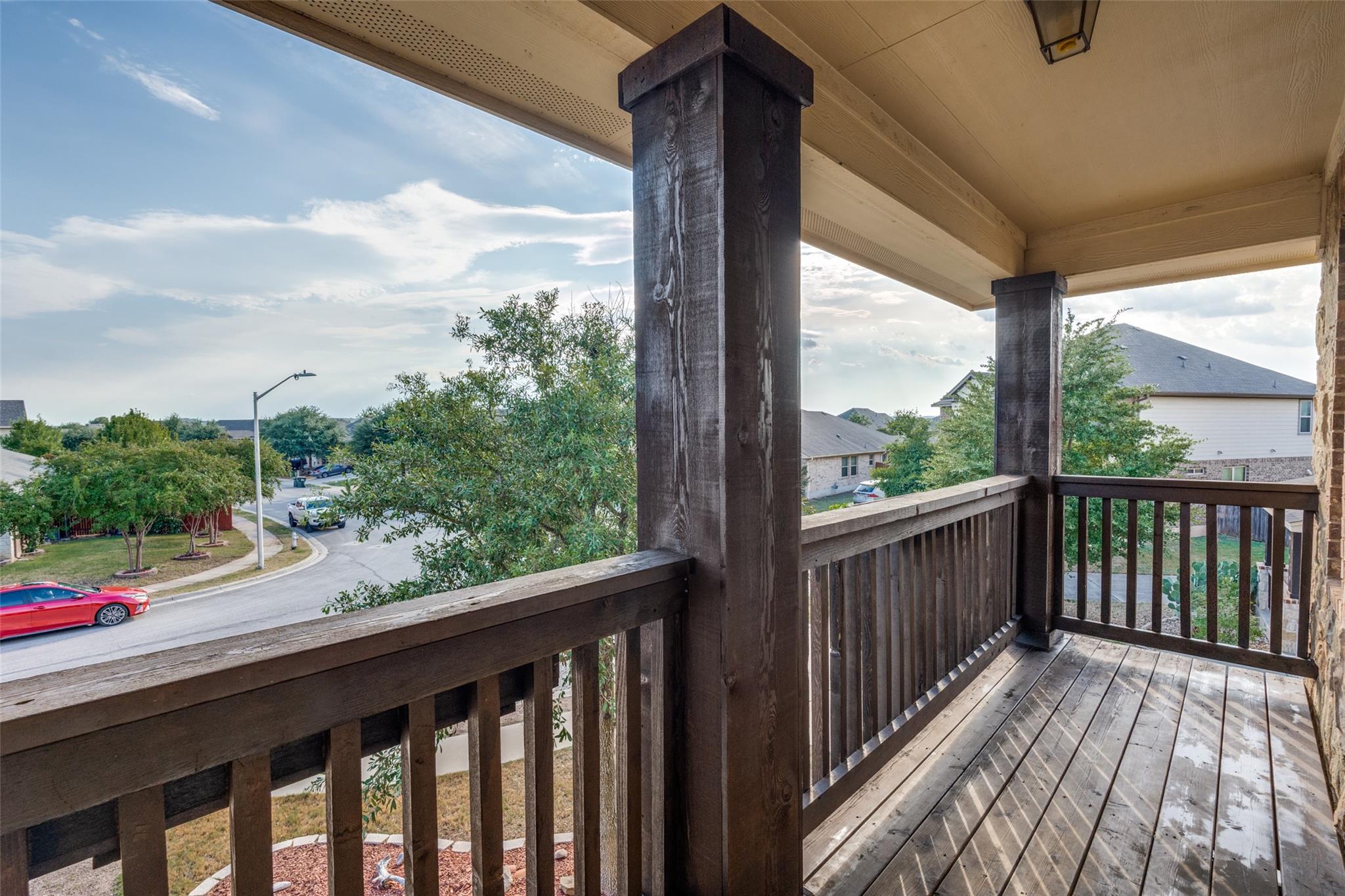 305 Leather Oak Loop, San Marcos, TX 78666