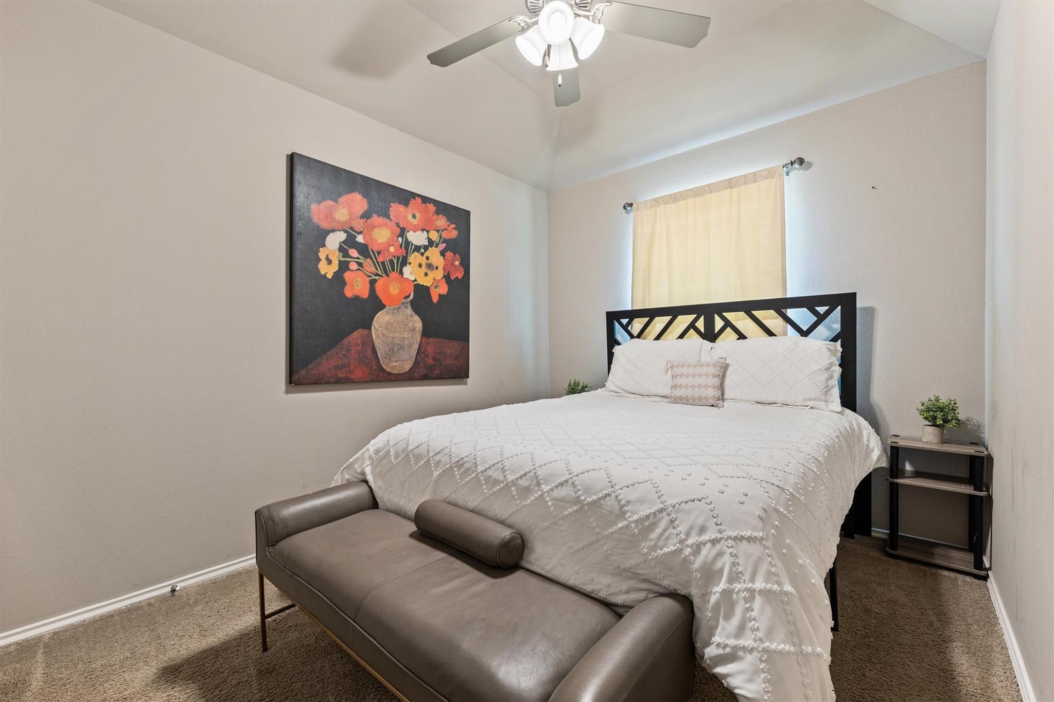 106 E Pine Dr, Granite Shoals, TX 78654