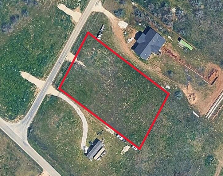 106 Spanish Oak Rd, Dale, TX 78616