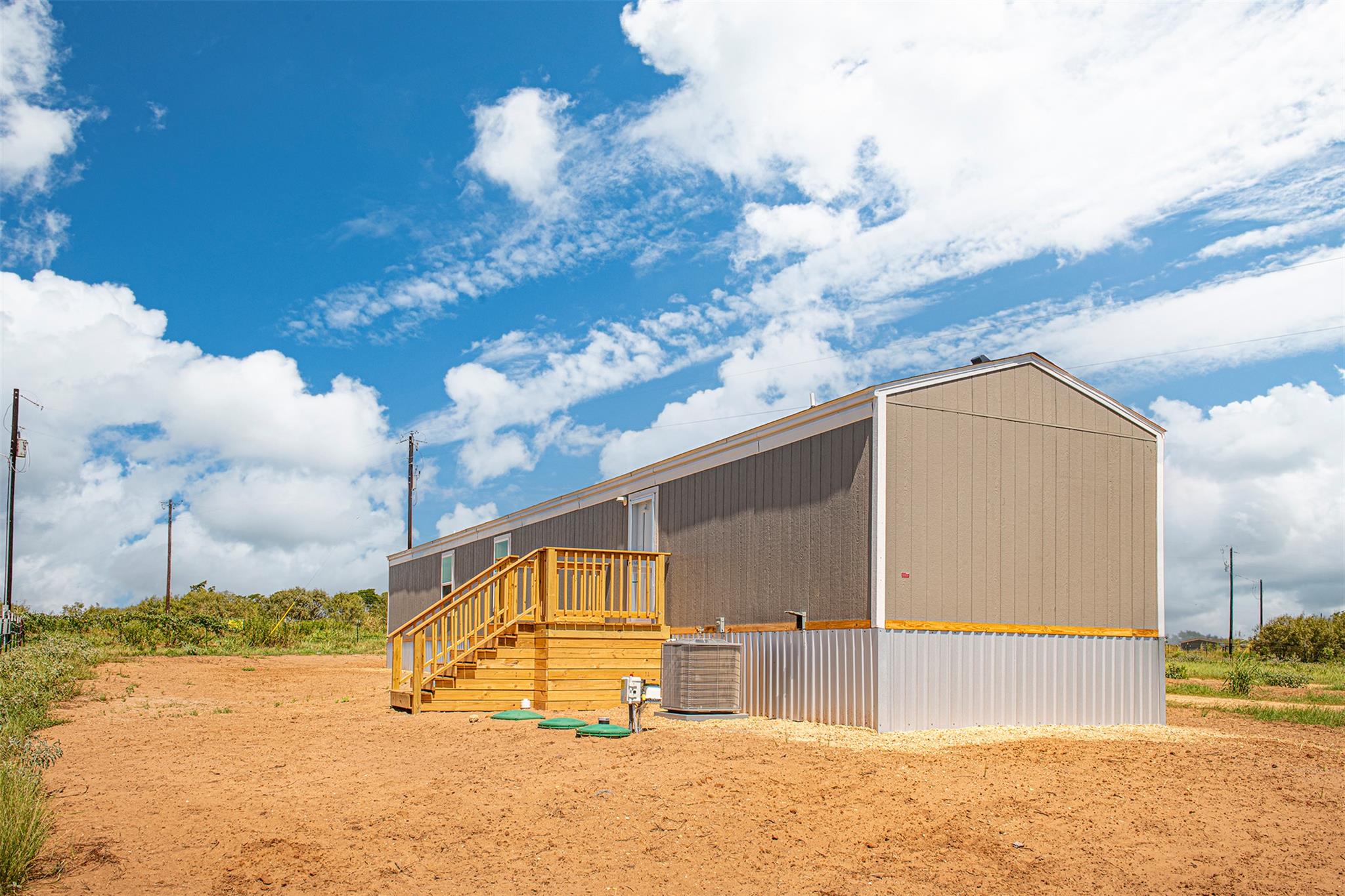 106 Spanish Oak Rd, Dale, TX 78616