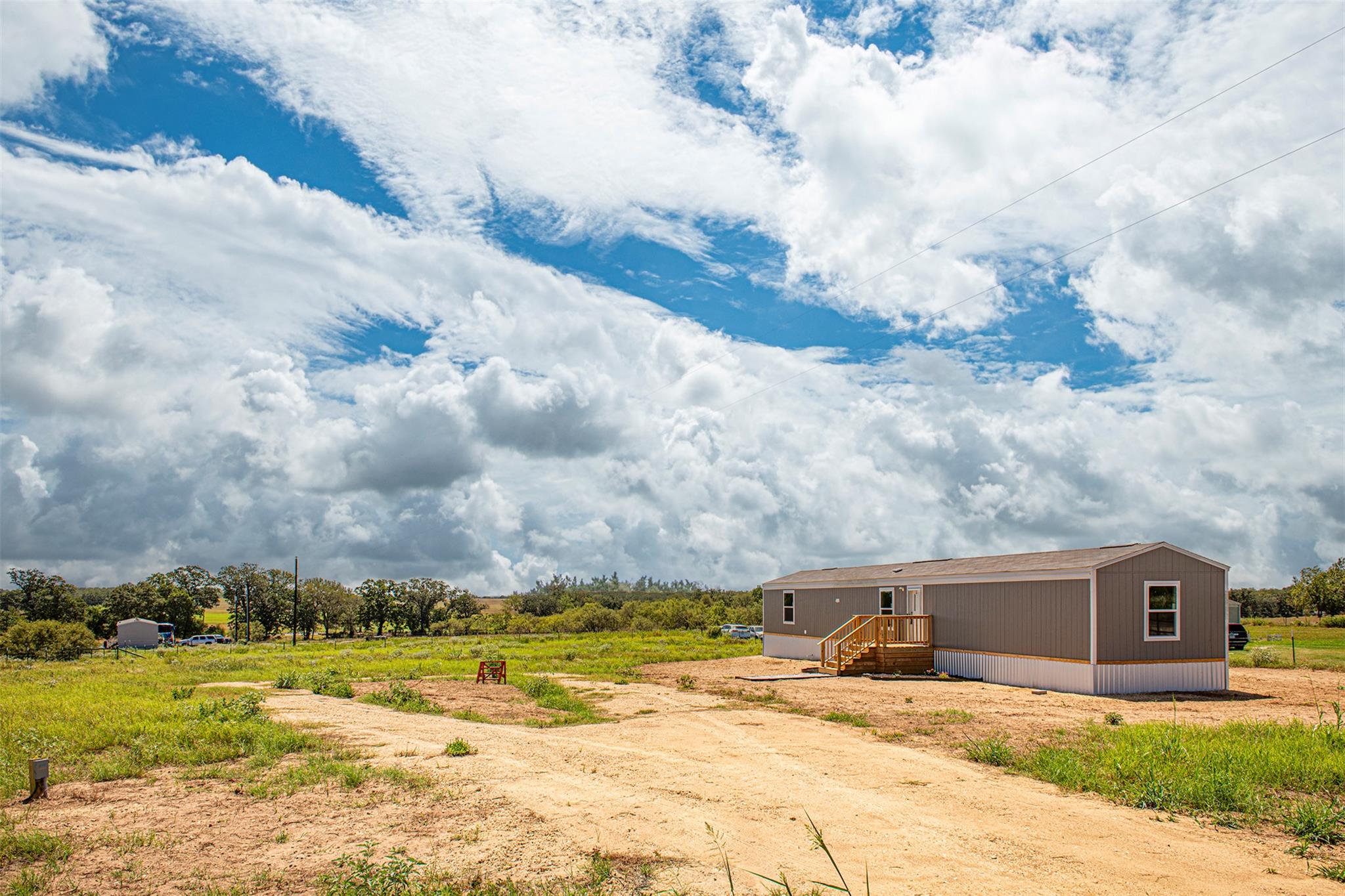 106 Spanish Oak Rd, Dale, TX 78616