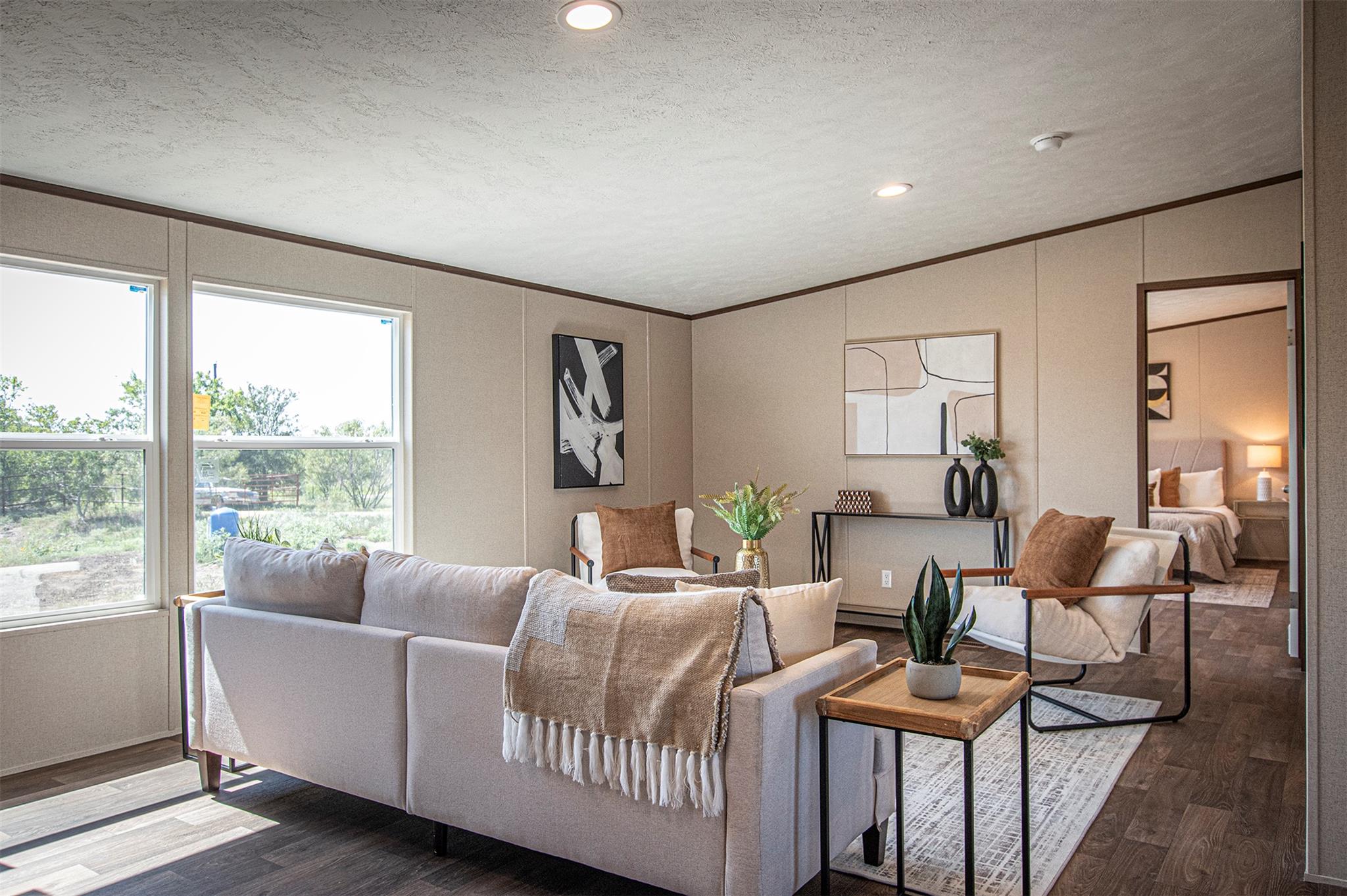 135 Spanish Oak Rd, Dale, TX 78616